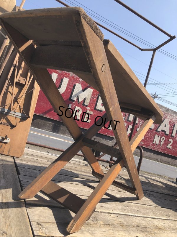 画像8: Vintage American Primitive Wooden Ironing Board Table (B459)