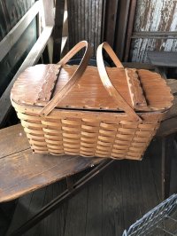 Vintage USA Picnic Basket (R525)