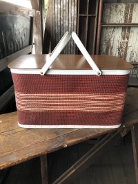 Vintage USA Picnic Basket (R522)