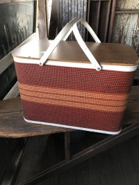 Vintage USA Picnic Basket (R523)