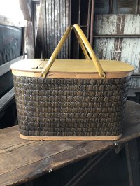 Vintage USA Picnic Basket (R519)