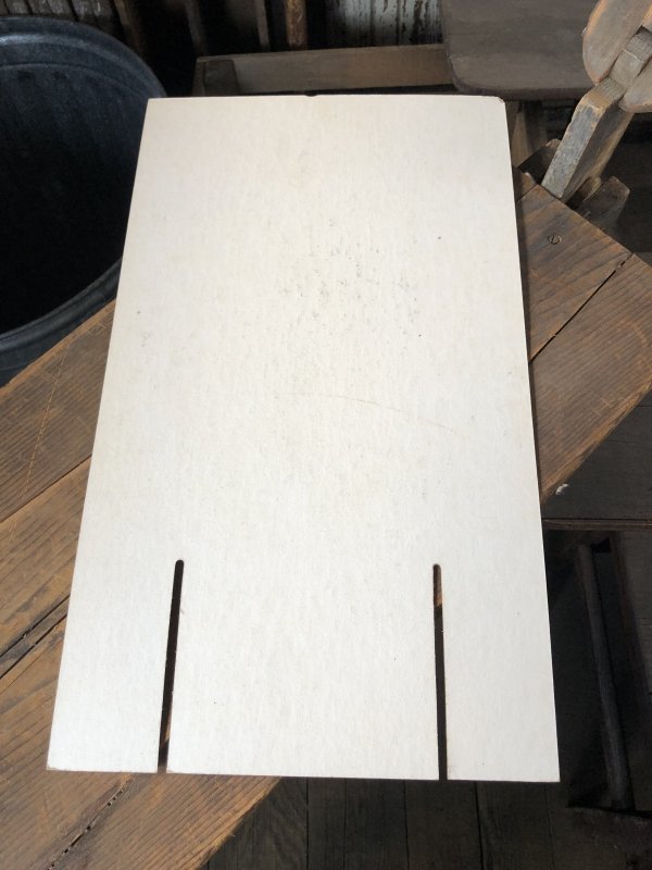 画像6: 70s Vintage Cardboard Sign YUKON GOLD Canadian Lager Beer (R540)