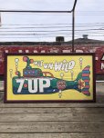 画像2: Vintage 7UP WET UN WiLD Green Bottle Submarine w/Frame 150cm x 82cm Big Size (R616) (2)