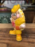 画像4: Vintage IHOP Pancake Kids Meal Toy Harvest Harvey PVC (R617) (4)