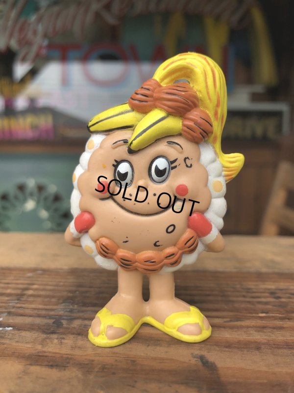 画像1: Vintage IHOP Pancake Kids Meal Toy Rosanna Banana Nut PVC (R620)