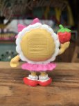 画像3: Vintage IHOP Pancake Kids Meal Toy Susie Strawberry PVC (R623)