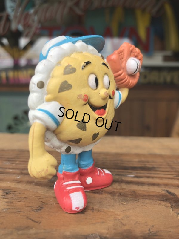 画像2: Vintage IHOP Pancake Kids Meal Toy Chocolate Chip Charlie PVC (R622)