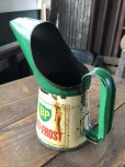 画像2: 40s Vintage BP Motor Oil Pourer Jug (R627)  (2)