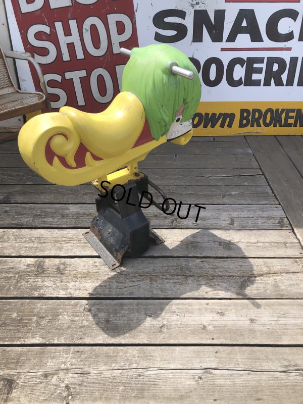 画像12: 70s Vintage McDonald's Fry Guys Playground Ride-On (R632)