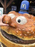 画像2: 70s Vintage Mcdonald's Playland Officer Big Mac Head Statue Huge (R633) (2)