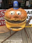 画像1: 70s Vintage Mcdonald's Playland Officer Big Mac Head Statue Huge (R633) (1)