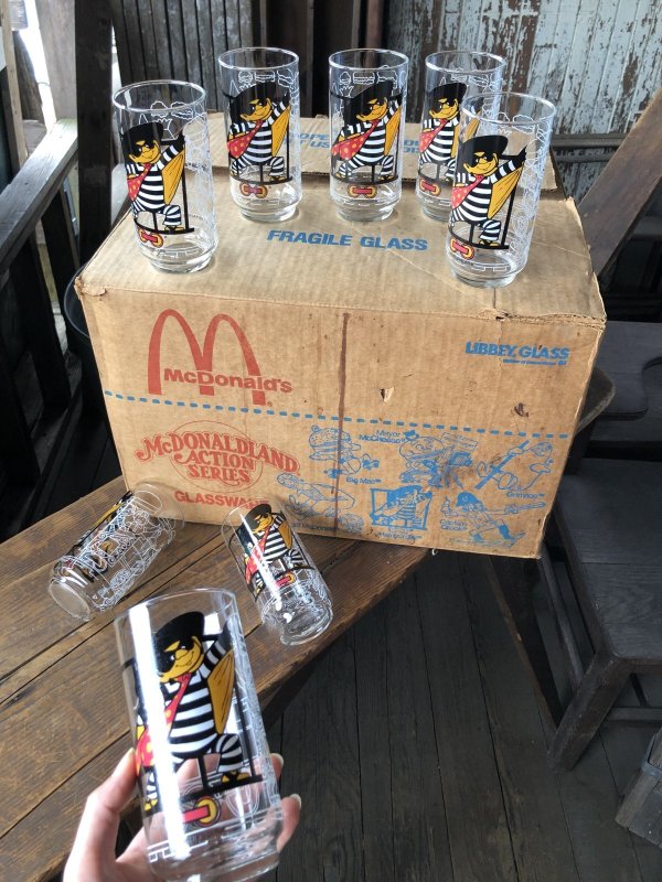 画像1: 70s Vintage Glass McDonaland Collector Series Hamburglar (R659)