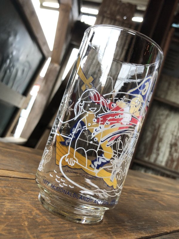 画像4: 70s Vintage Glass McDonaland Action Series Captain Crook (R657)