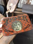 画像8: Vintage Advertising Cigarette Smoking Tobacco Tin Can TIGER CHEWING TOBACCO (R718)