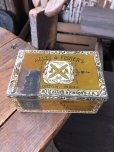 画像1: Vintage Advertising Cigarette Smoking Tobacco Tin Can ALLES & FISHER'S J.A. (R720) (1)