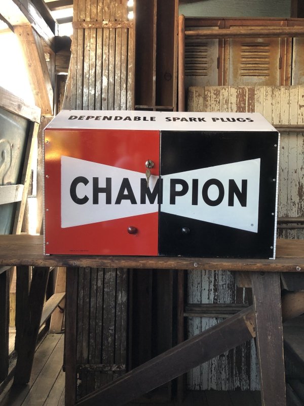 画像27: Vintage CHAMPION SPARK PLUG Service Station Advertising Metal Parts Cabinet (R772)