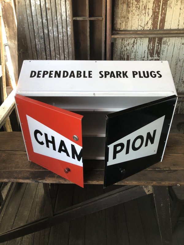 画像17: Vintage CHAMPION SPARK PLUG Service Station Advertising Metal Parts Cabinet (R772)
