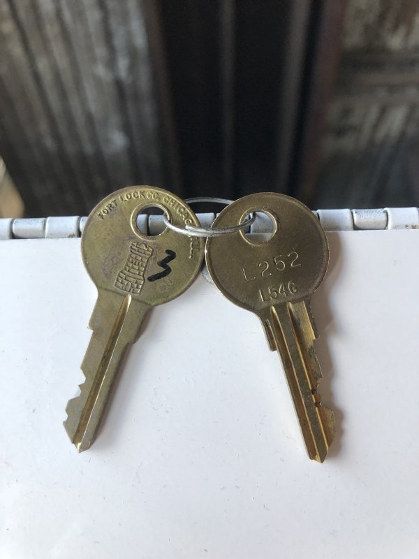 画像25: Vintage CHAMPION SPARK PLUG Service Station Advertising Metal Parts Cabinet (R772)