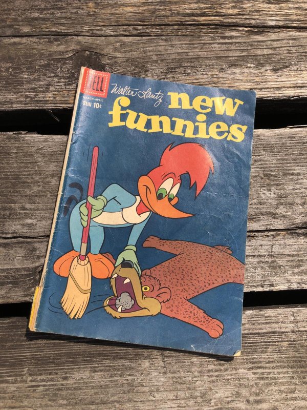 画像1: 60s Vintage DELL Comic Walter Lantze New Friends Woody Woodpecker (R803)