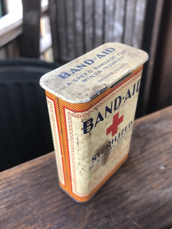 画像2: Vintage Johnson & Johnso Band-Aid Can Strilised (R820)