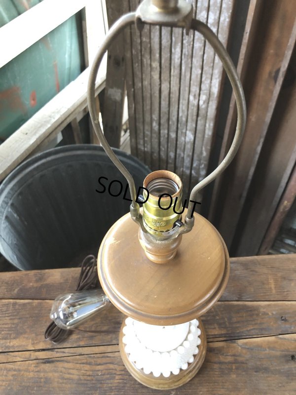 画像6: Vintage Wood Base Milk Glass Table Lamp (R832)