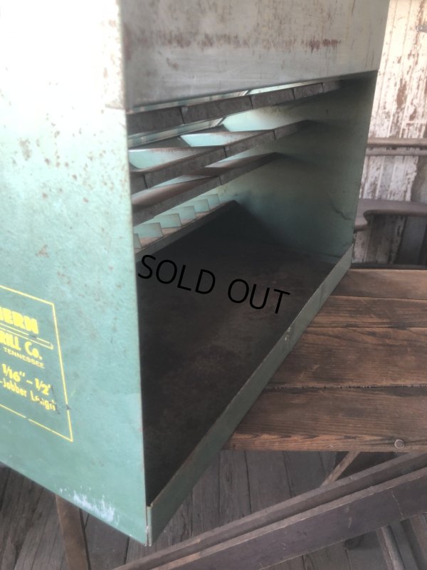 画像28: Vintage Southern Twist Drill Co. Advertising Hardware Store Display Cabinet (R840)