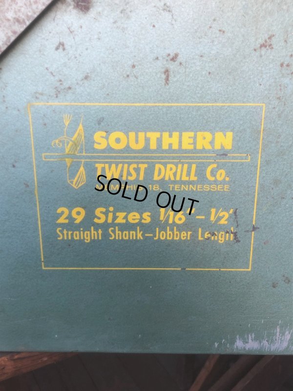 画像27: Vintage Southern Twist Drill Co. Advertising Hardware Store Display Cabinet (R840)