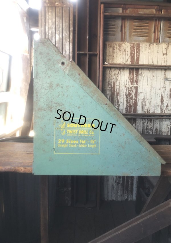 画像26: Vintage Southern Twist Drill Co. Advertising Hardware Store Display Cabinet (R840)