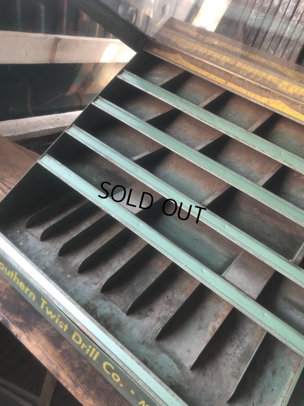 画像15: Vintage Southern Twist Drill Co. Advertising Hardware Store Display Cabinet (R840)