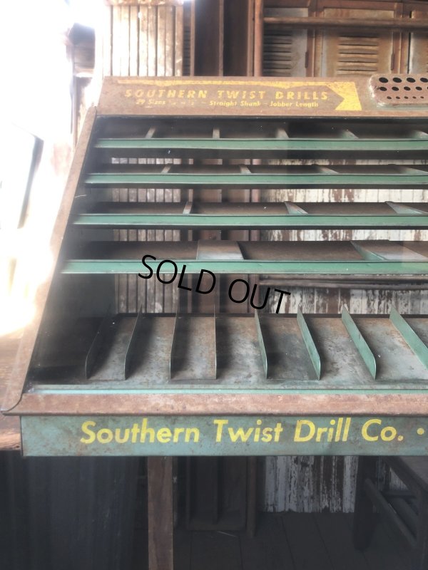 画像32: Vintage Southern Twist Drill Co. Advertising Hardware Store Display Cabinet (R840)