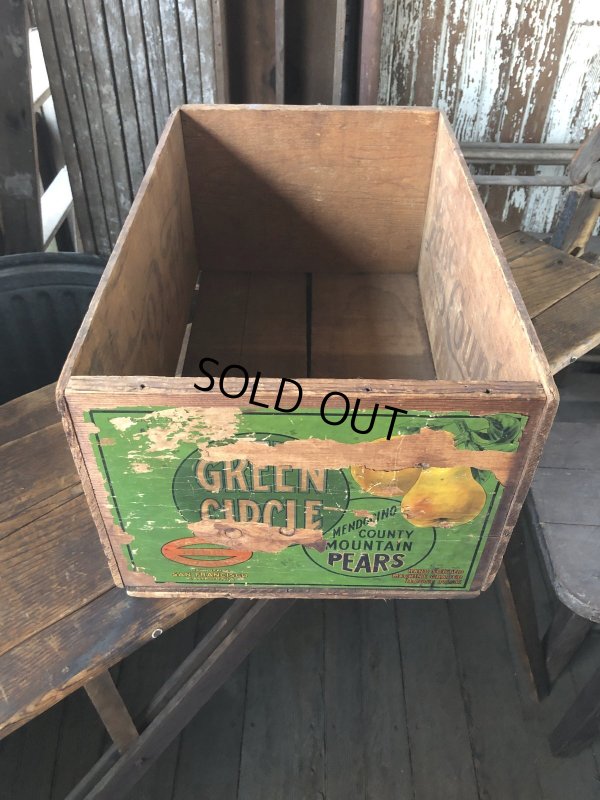 画像1: Vintage Wood Box Green Circle Mendocio Country Mountain Pears (R852)