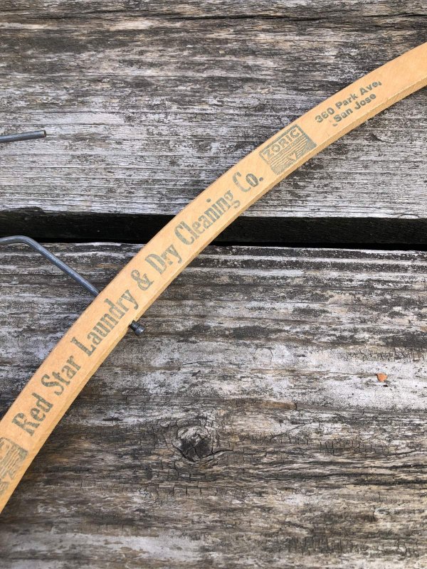 画像4: Vintage USA Advertising Wood Hanger Red Star Lanndry & Dry Cleaning (R873)
