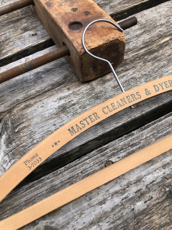 画像3: Vintage USA Advertising Wood Hanger MASTER CLEANERS & DYERS (R860)