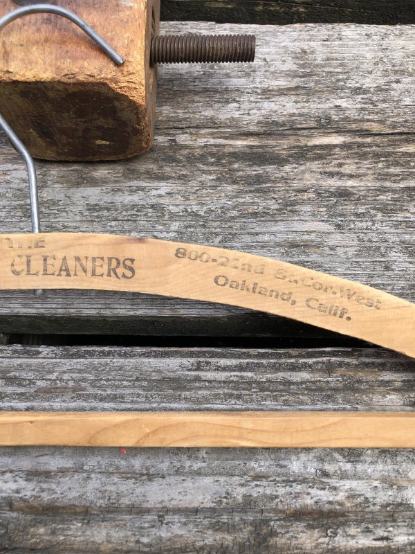 画像4: Vintage USA Advertising Wood Hanger CLEAN CLEANERS (R862)