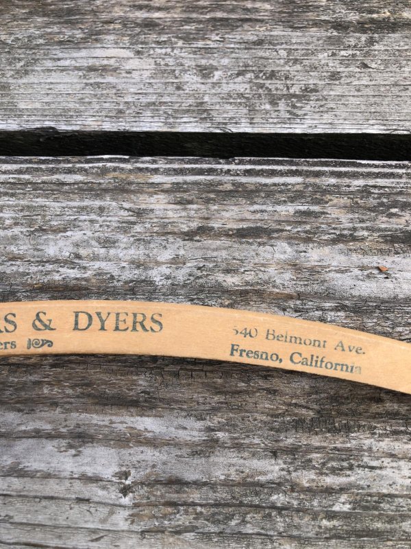 画像4: Vintage USA Advertising Wood Hanger CAPITOL CLEANERS &DYERS (R874)