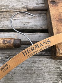 Vintage USA Advertising Wood Hanger HERMANS (R864)