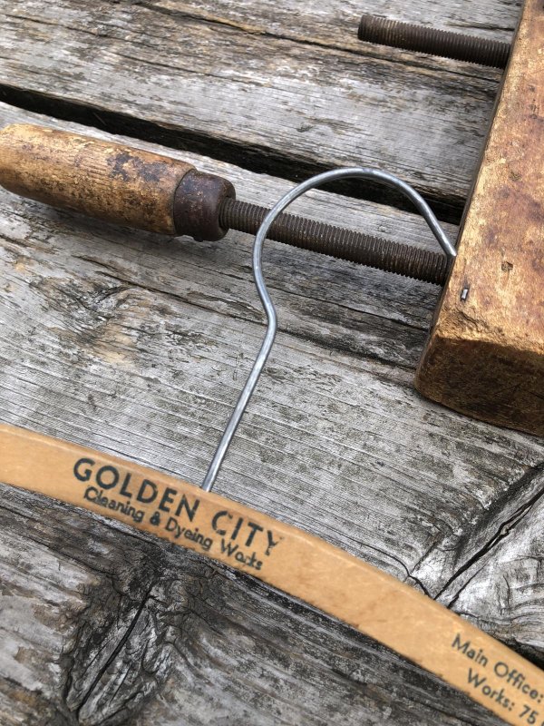 画像1: Vintage USA Advertising Wood Hanger GOLDEN CITY (R869)