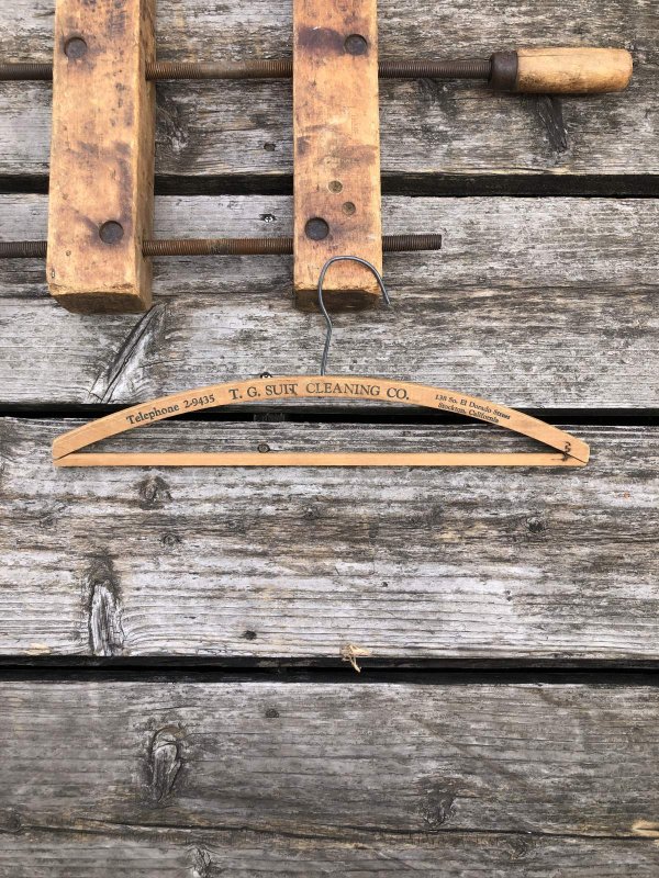 画像2: Vintage USA Advertising Wood Hanger T.G. SUIT CLEANING CO. (R859)