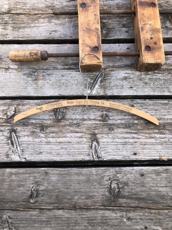 画像2: Vintage USA Advertising Wood Hanger Bixler Vaper Dry Cleaning (R871)