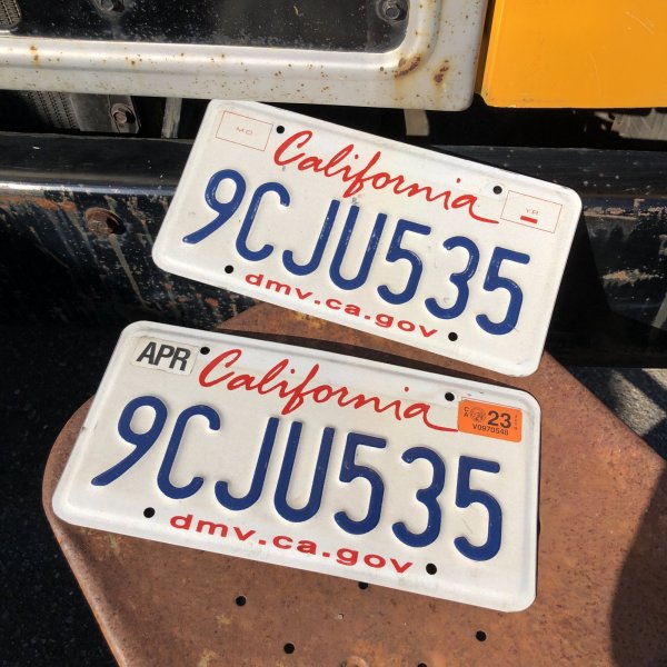 画像1: Original USA California License Plate 9CJU535 SET (R906)