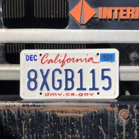 Original USA California License Plate 8XGB115 (R923)
