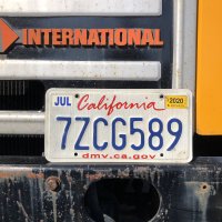 Original USA California License Plate 7ZCG589 (R919)