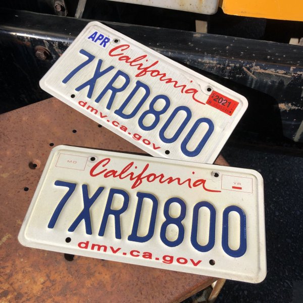 画像1: Original USA California License Plate 7XRD800 SET (R910)