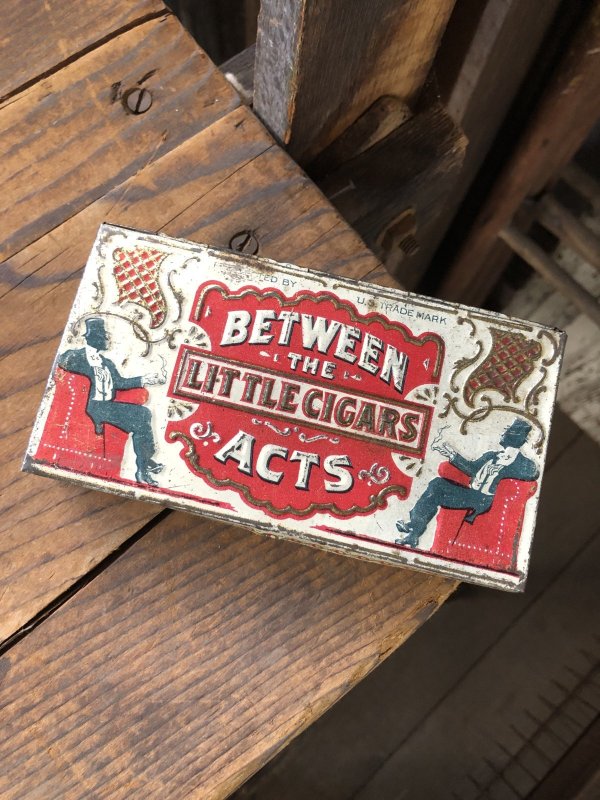 画像1: Vintage Tobacco Tin Between The Acts Little Cigars (R953)