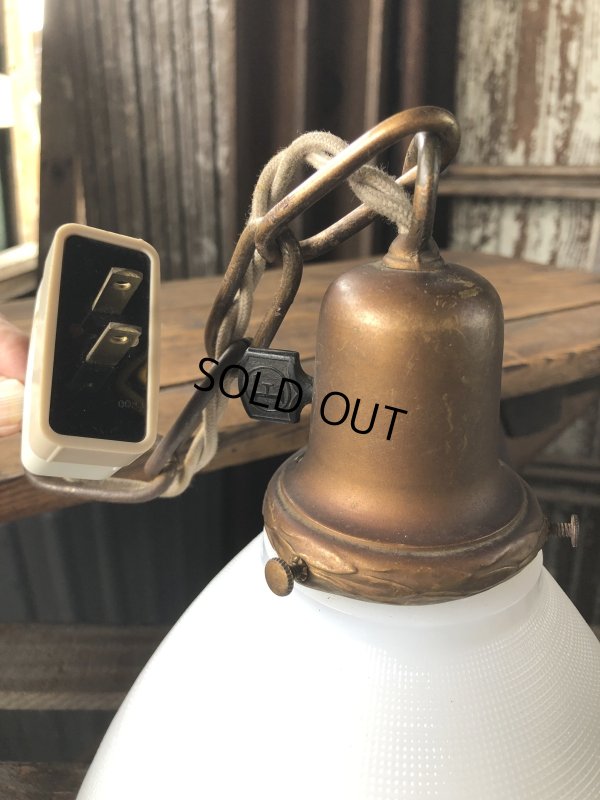 画像2: Vintage U.S.A. Milk Glass Globe Pendant Hanging Lamp (A002)