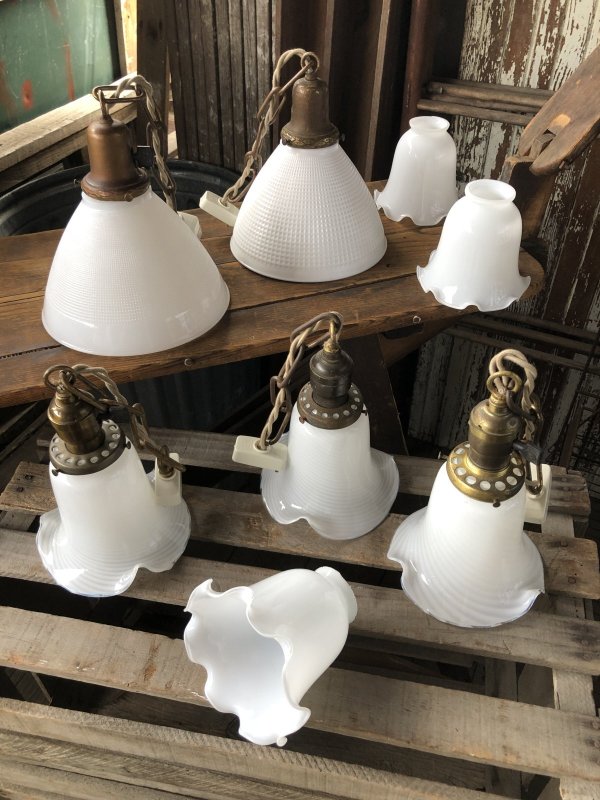 画像13: Vintage U.S.A. Milk Glass Globe Pendant Hanging Lamp (A005)