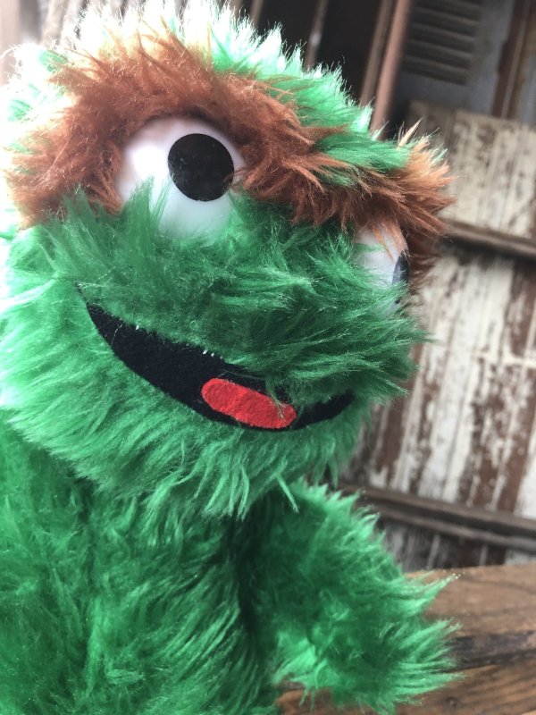画像7: 70s Vintage Knickerbocker Sesame Street Oscar Plush Doll 43cm (A023)