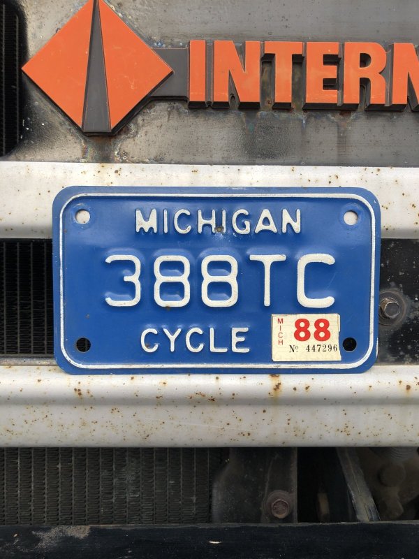 画像1: Vintage License Plate MICHIGAN 388TC CYCLE (A042)