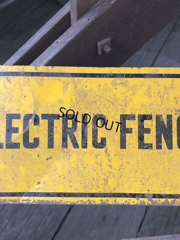 画像3: Vintage Electric Fence Farm Warning Sign (A051)