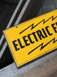 画像2: Vintage Electric Fence Farm Warning Sign (A052) (2)